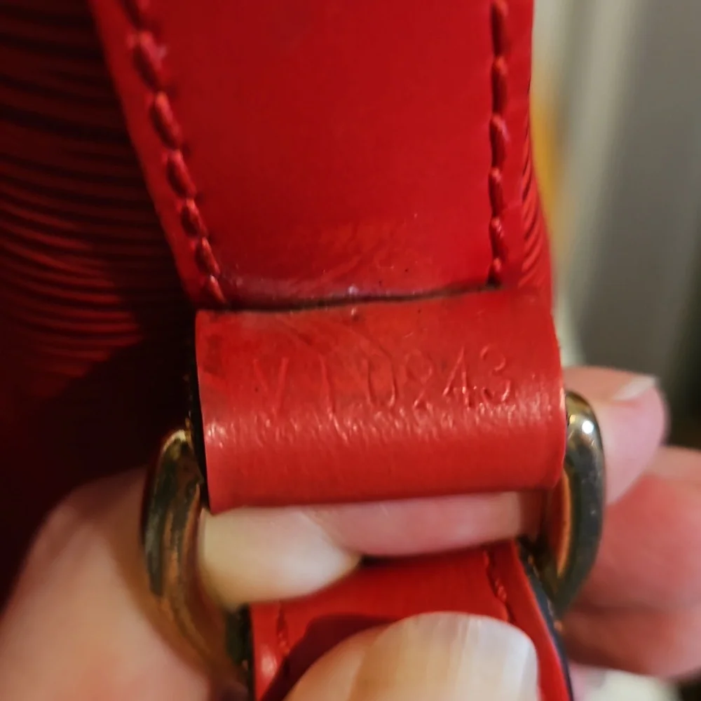 Vintage Louis Vuitton Noe GM in Red Epi Leather with wool dust bag - Picture 12 of 14